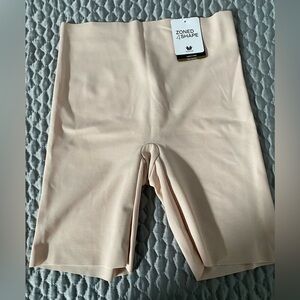 Wacoal “zoned 4 shape” tummy & thigh firm control shapewear